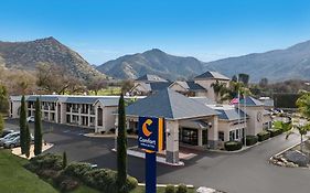 Comfort Inn & Suites Sequoia Kings Canyon